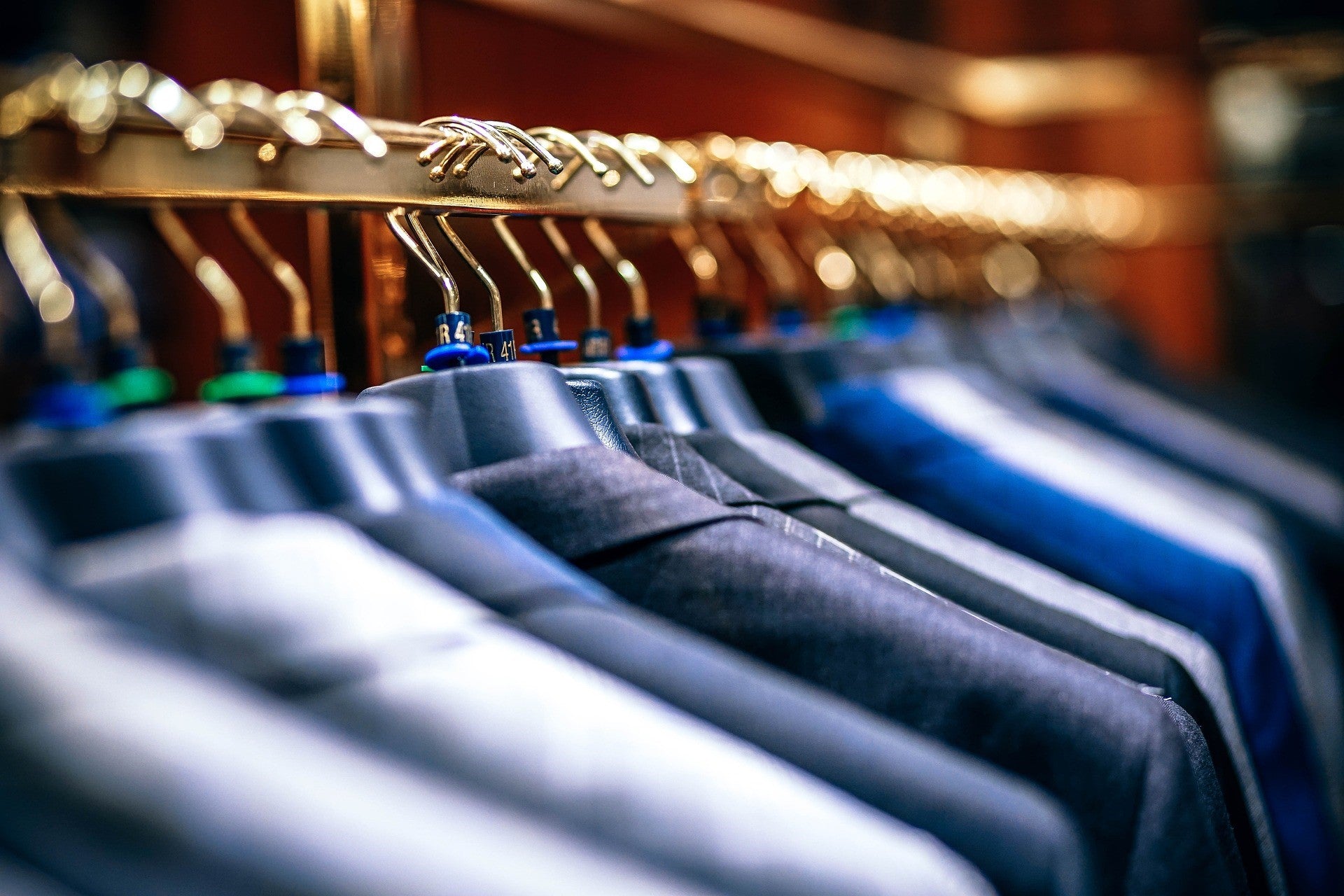 Dress to Impress: The Ultimate Guide to Men's Clothing Essentials